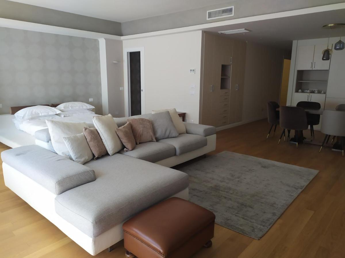 Diana Grand Hotel Alassio Kültér fotó