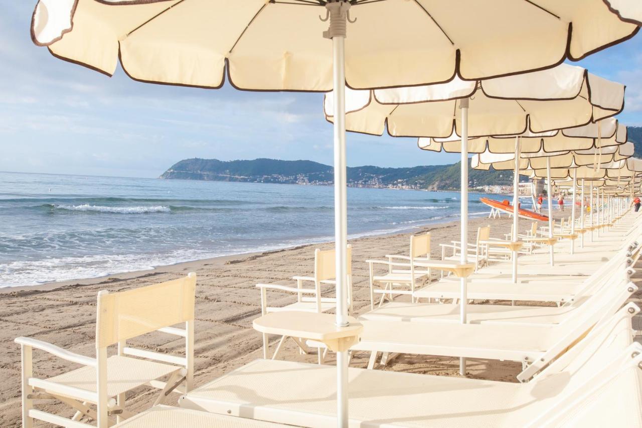 Diana Grand Hotel Alassio Kültér fotó